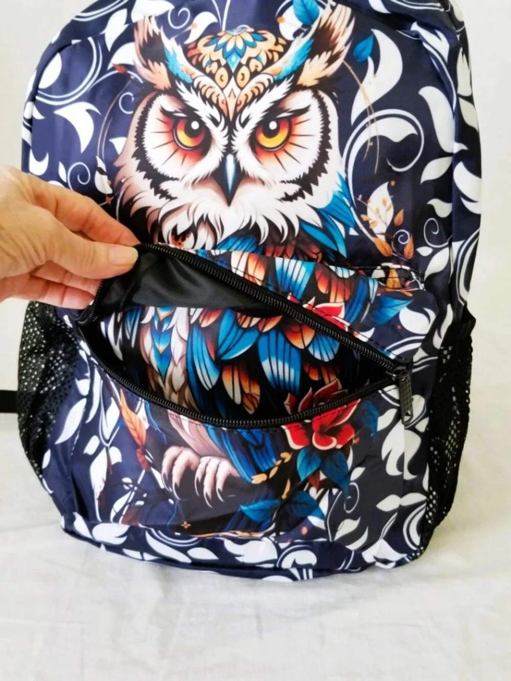 NWOT! Lightweight Backpack with Owl Design and Bottle Pockets for Everyday Use